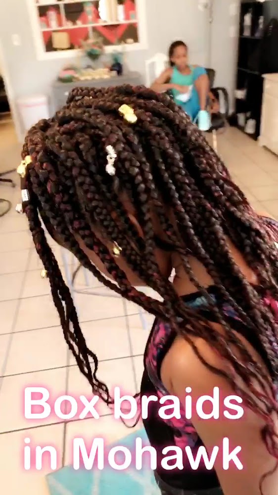 Nevaeh Studios Cosmetology & Barber Inst photo 3