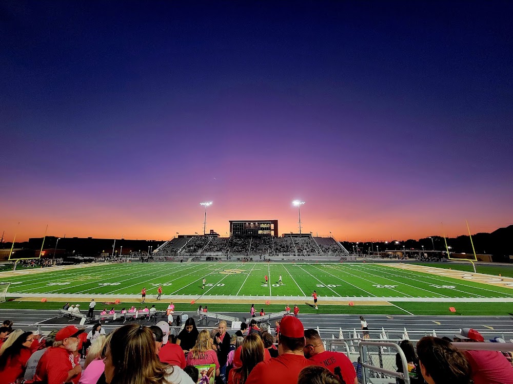 Seguin High School photo 3