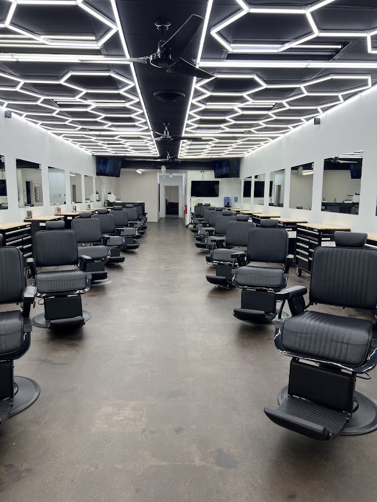Texasfadez barber college Oakcliff photo 2