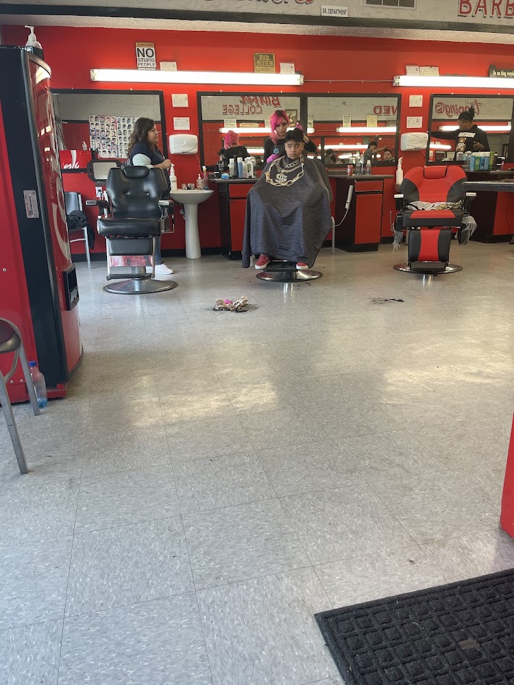 Texasfadez barber college Oakcliff photo 4