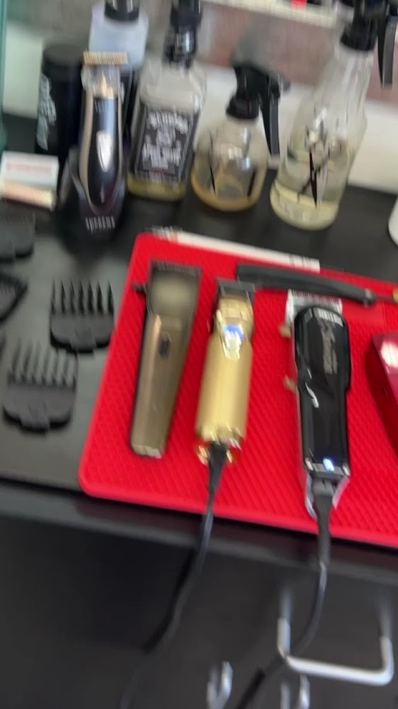 Quality Barber College photo 3