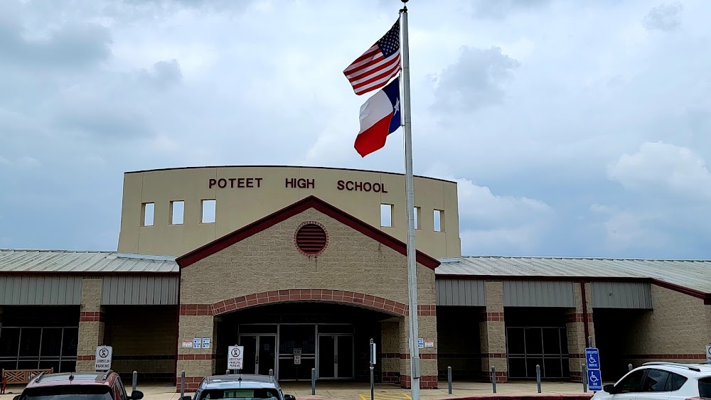 Poteet High School Cosmetology