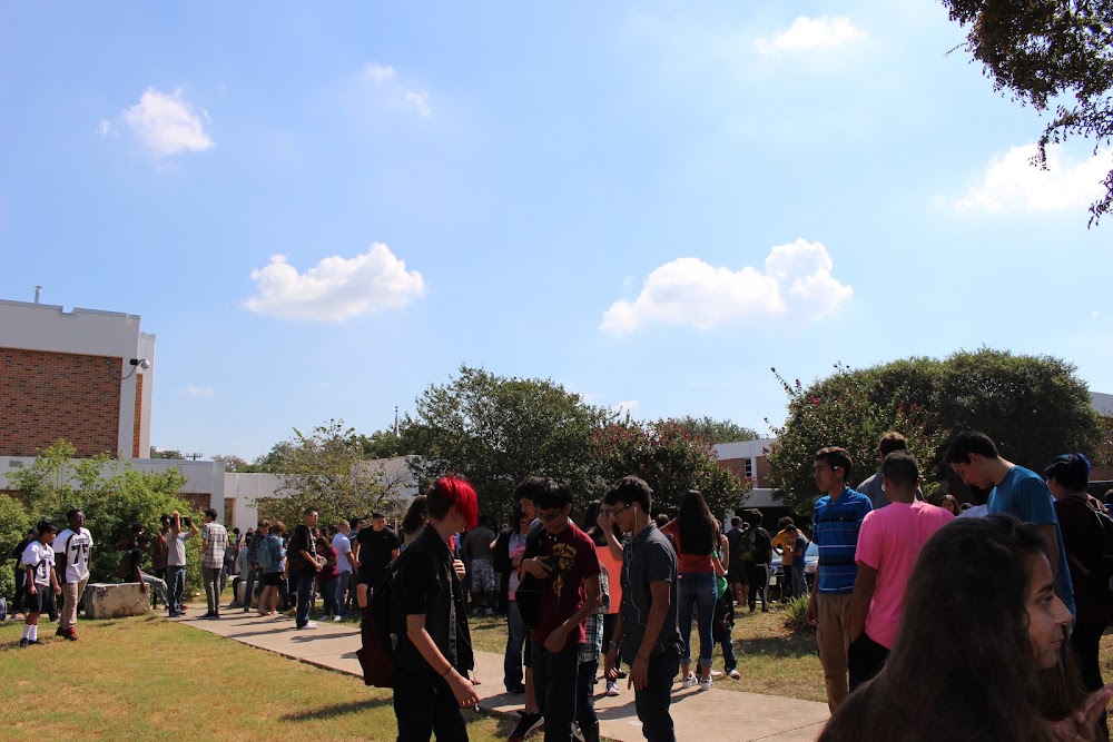 D Crockett Sr High School photo 2