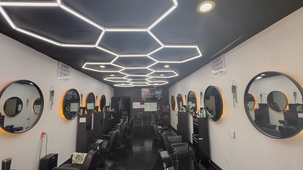 Exclusiv Barber & Beauty Academy LLC photo 2