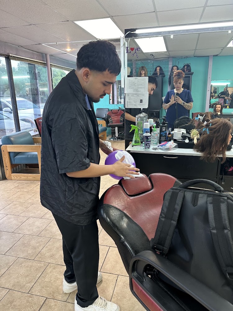Abilene Barber Academy photo 2