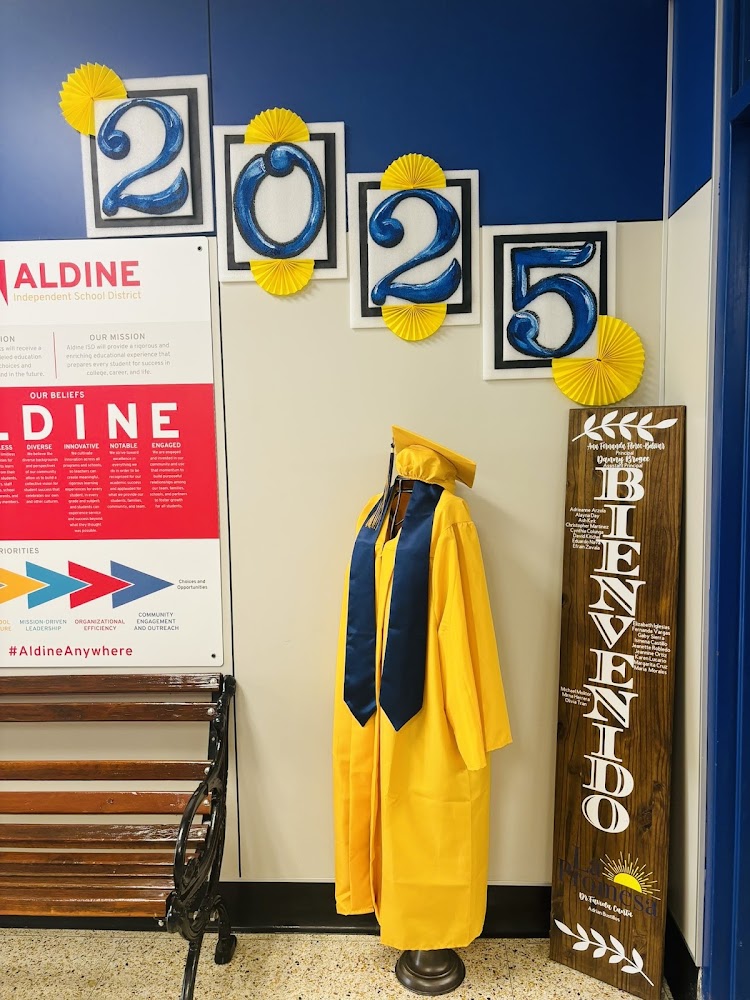 Aldine High School photo 4