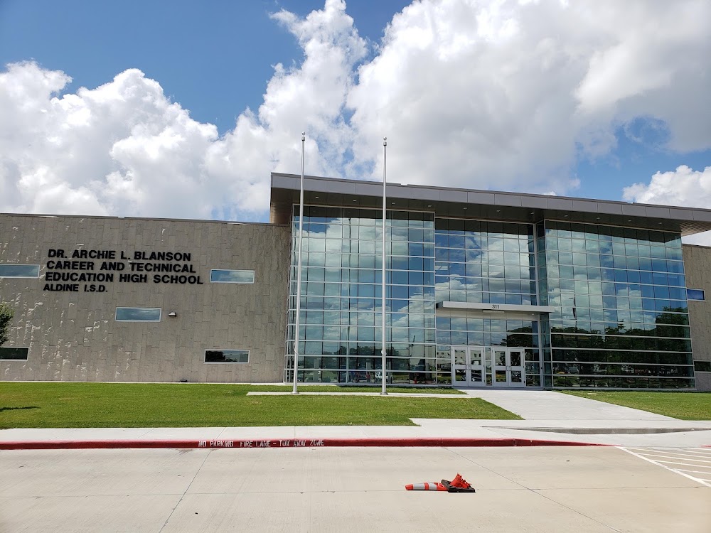 Aldine High School photo 5