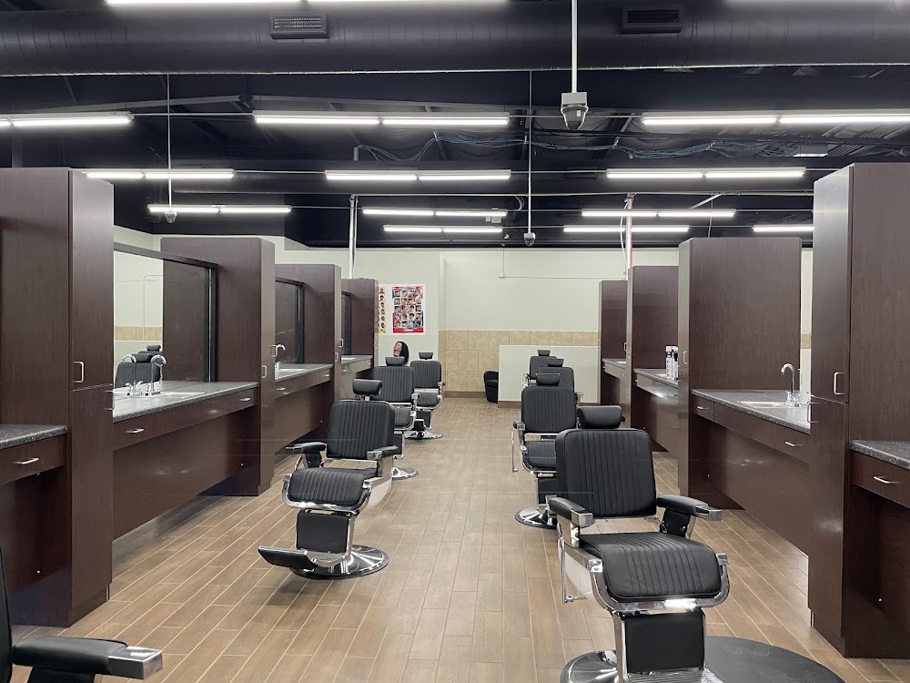 Deluxe Barber College photo 2