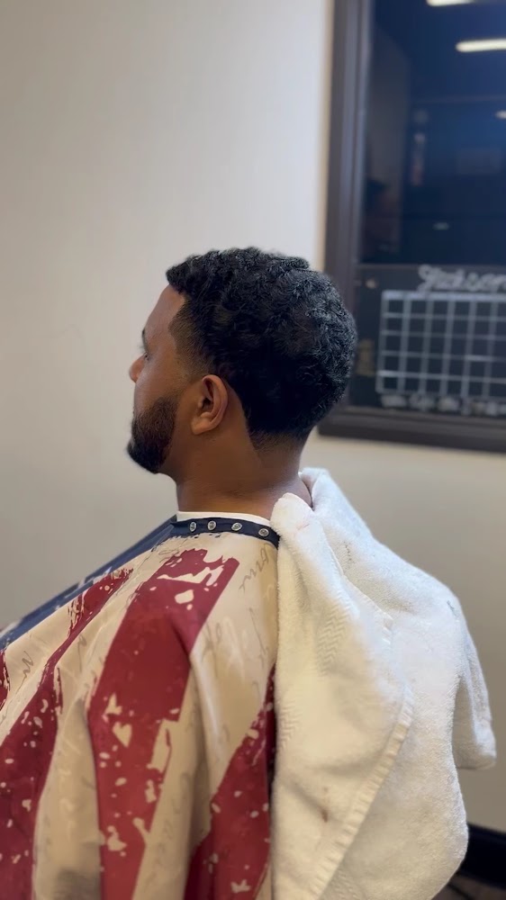 Renew Barber photo 3