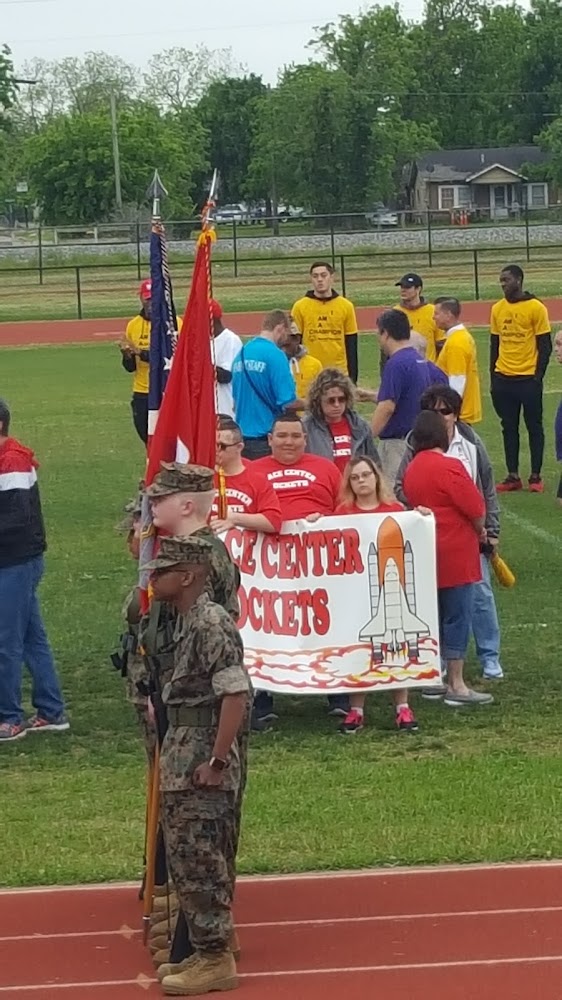 Robert E Lee High School photo 3