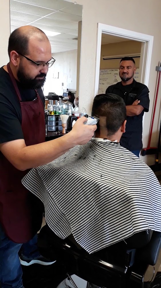 Kalibur Barber College photo 2