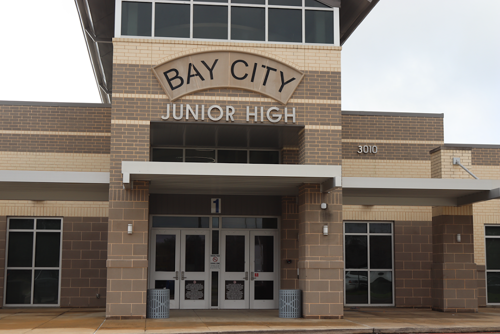 Bay City High School photo 3