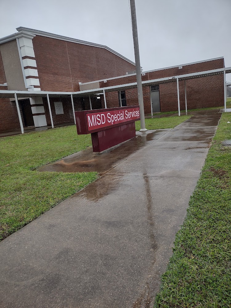 Magnolia High School photo 4