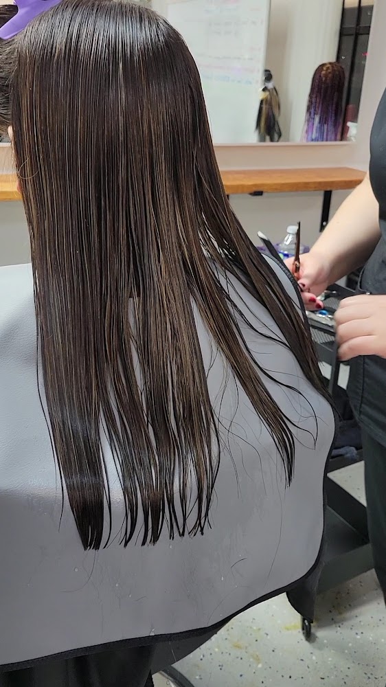 Edvance Academy School Of Beauty photo 3