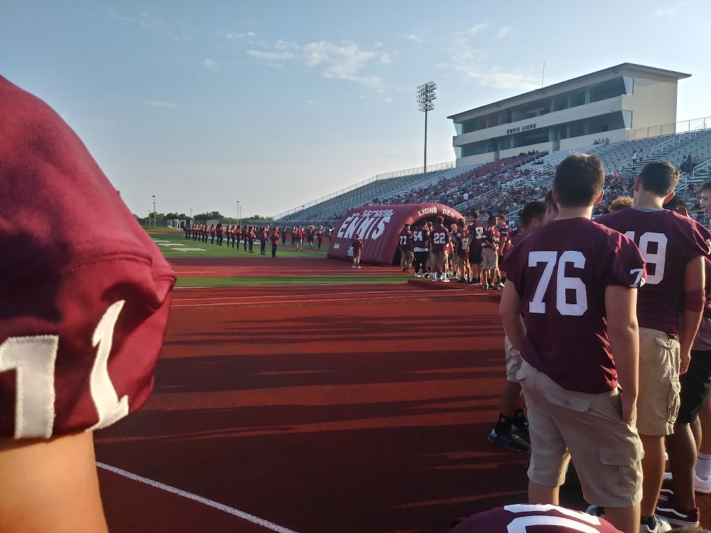 Ennis High School photo 4