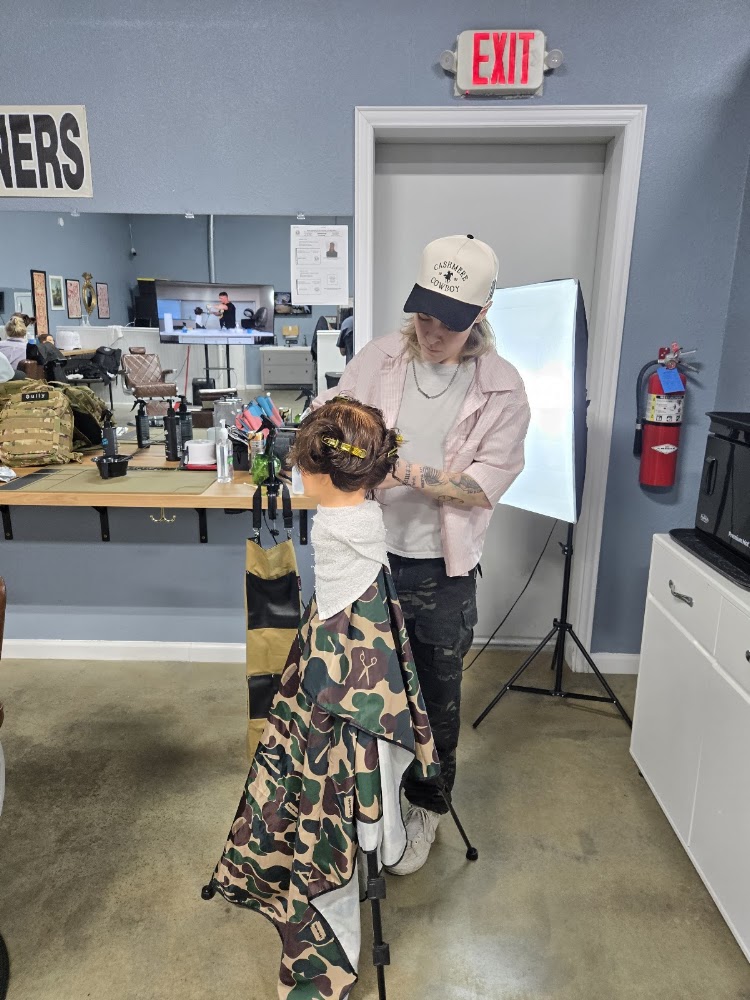 Lucky'S University Barber College LLC photo 2