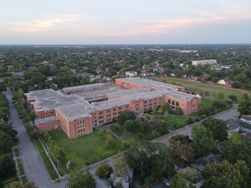 Davis High School photo 5