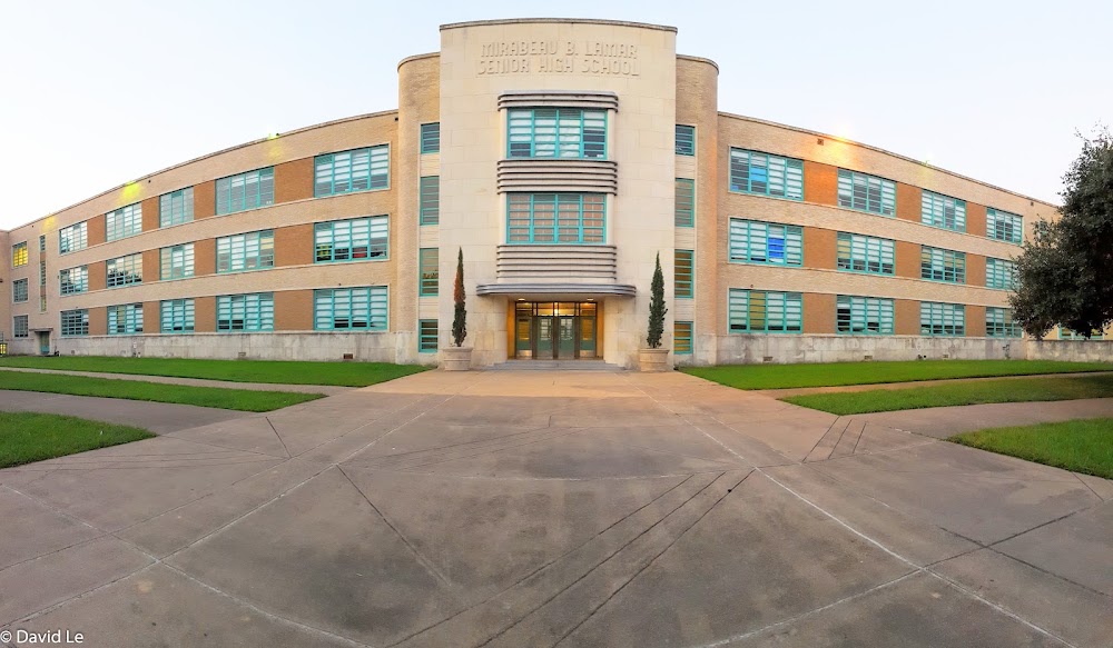 La Marque High School photo 3