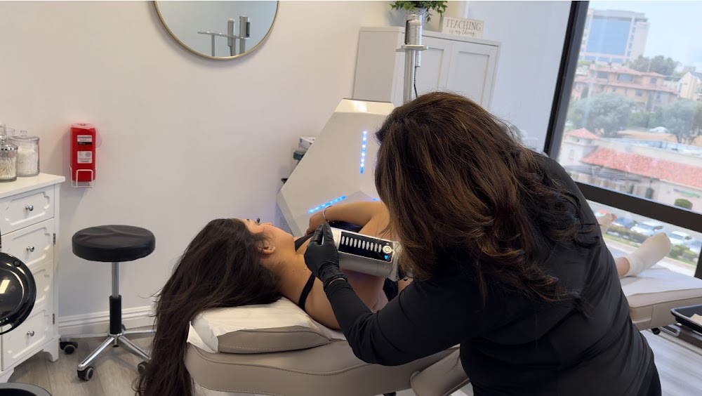 Academy of Beauty Eyelash Extension Training & Laser Tattoo Removal