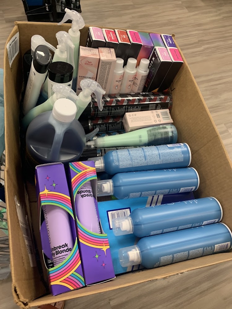 Armstrong McCall Professional Beauty Supply photo 3