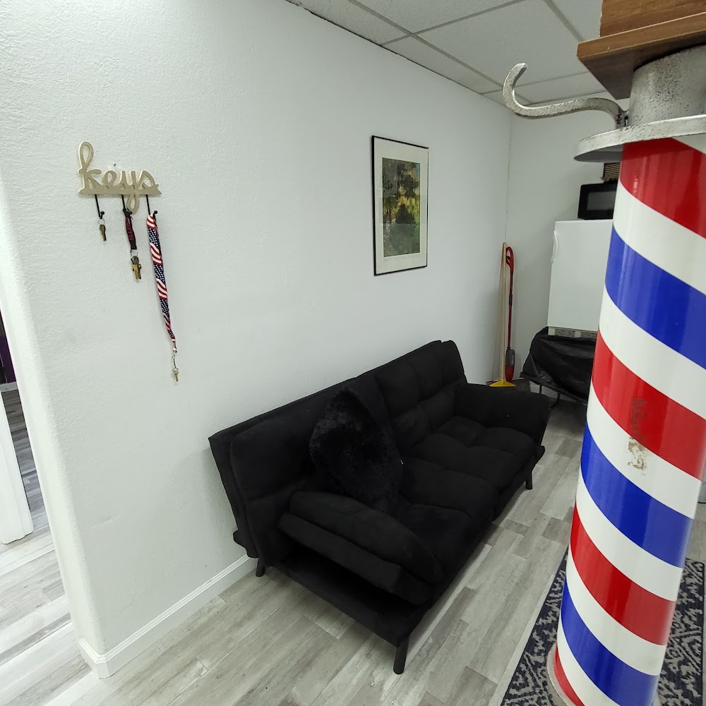 Big Herk Clippers photo 2