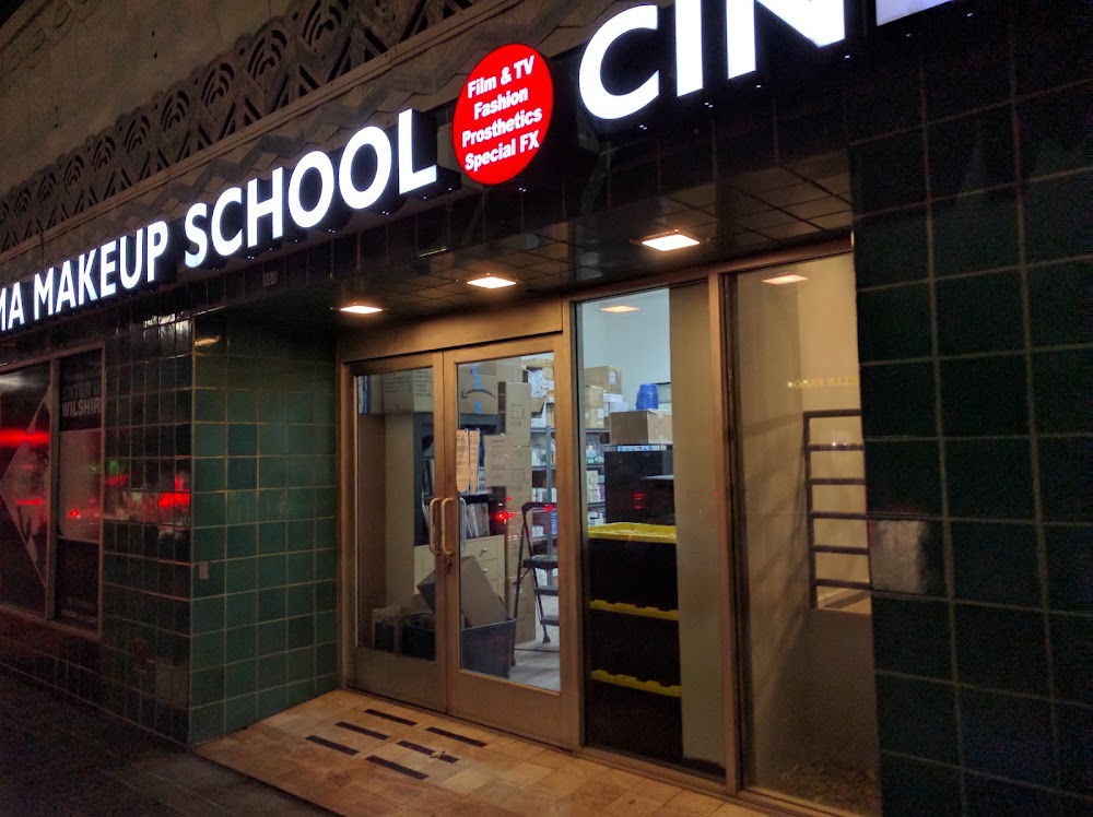 Cinema Makeup School photo 3