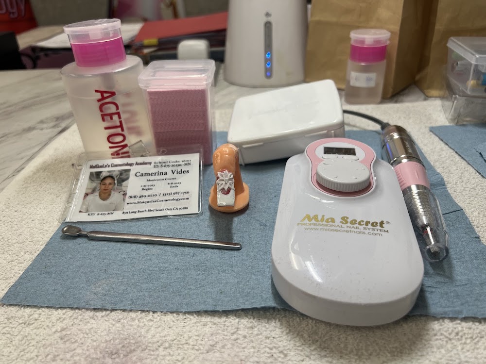 Cosmetica Beauty and Barbering Academy photo 5