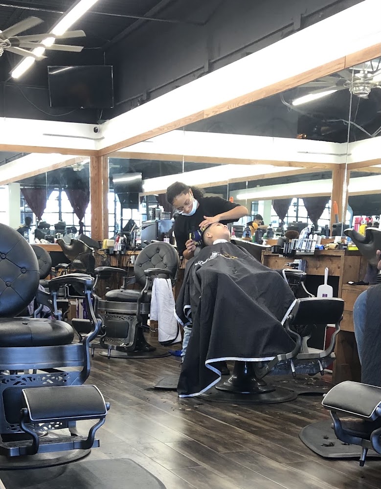Dallas Blends Barber Academy Garland photo 5