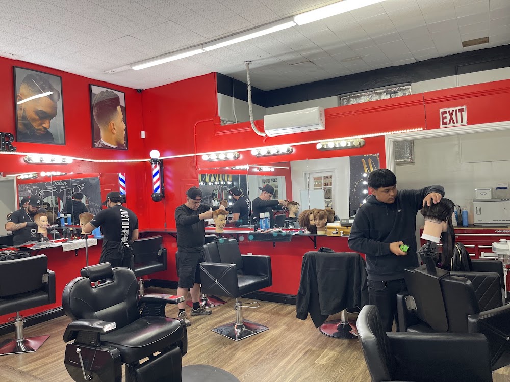 EZ Barber & Cosmetology School photo 3