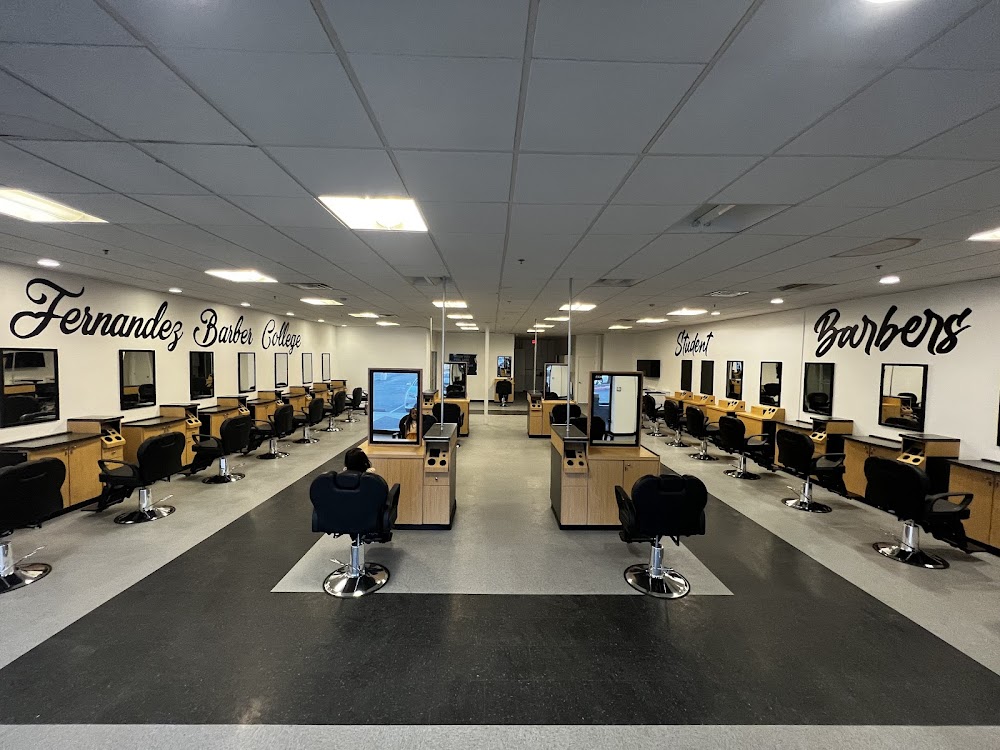 Fernandez Barber College photo 2