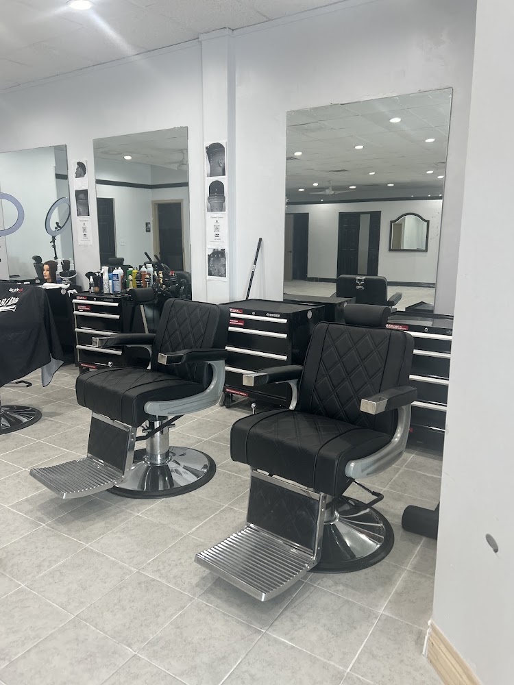 Michael's Barber & Hairstylists Academy photo 5