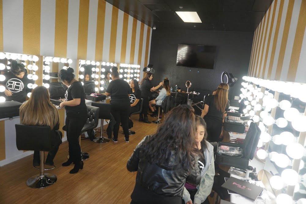 PR MAKEUP ACADEMY