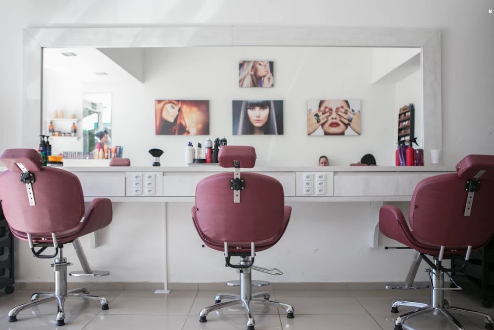 Sinclair's Career Cosmetology School photo 4