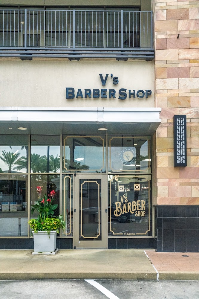 V's Barbershop - Houston River Oaks view 2