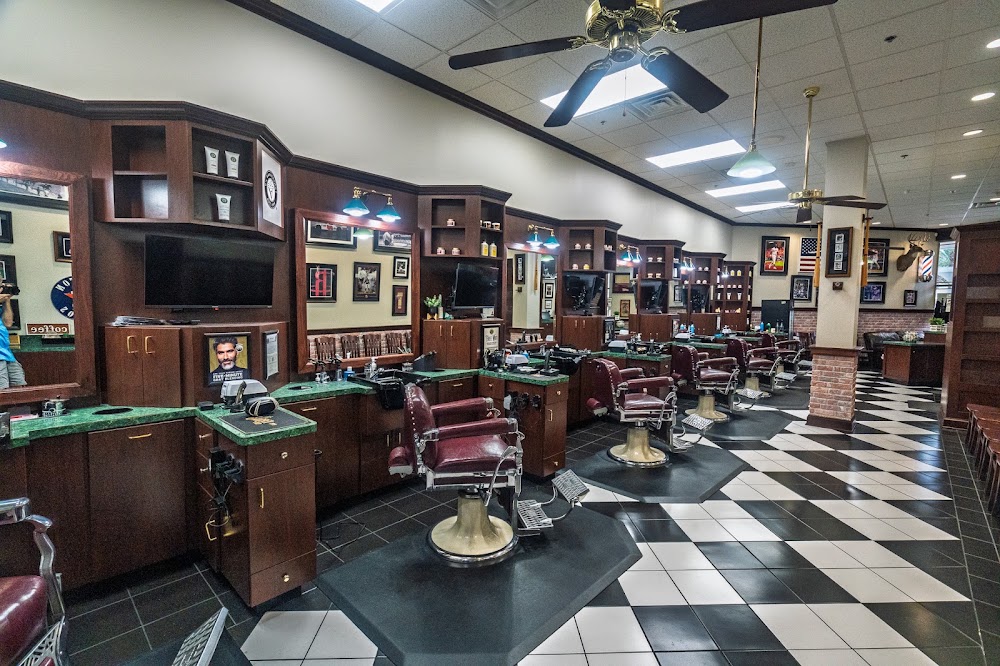 V's Barbershop - Houston River Oaks view 3