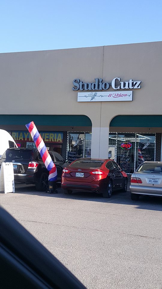 Studio Cutz view 2