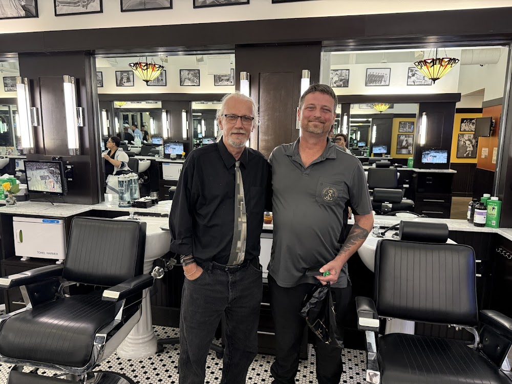 Lu’s Barber Shop – Washington Ave view 4