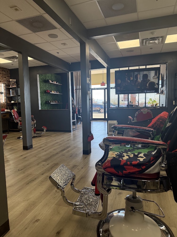 Lusso Barbers view 2