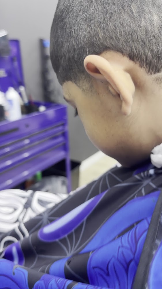 StreetCutz BarberShop view 3