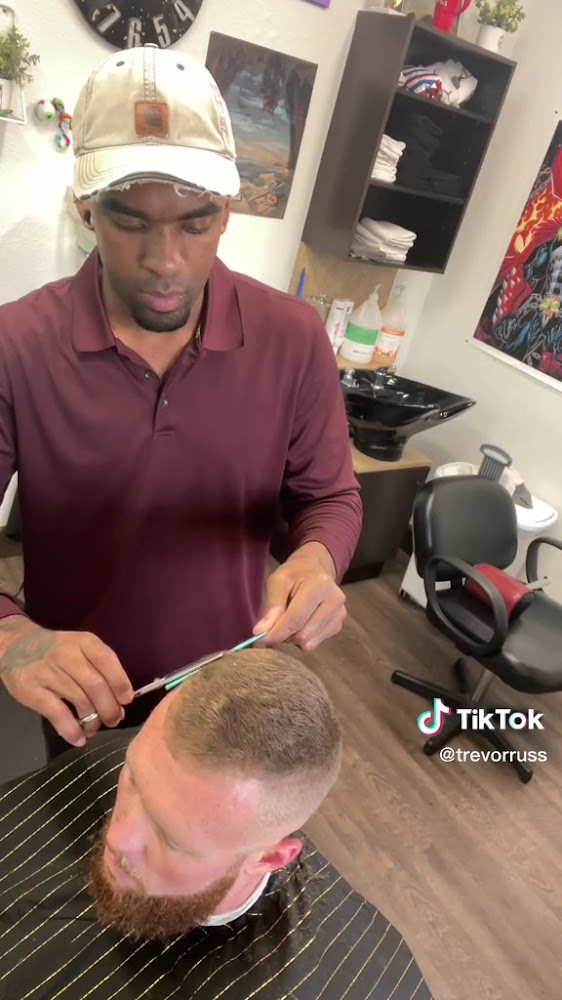 Goldie's Barbershop view 4