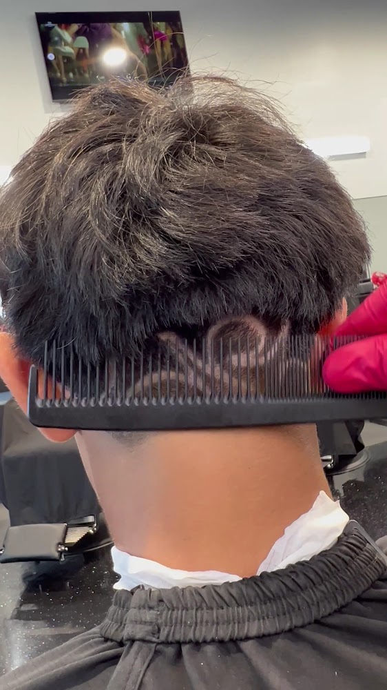 Ro's Barbershop primary photo