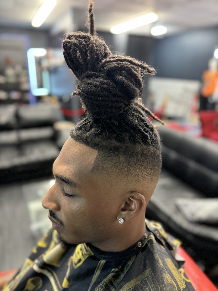 PFAMOUSVIPCUTZ primary photo