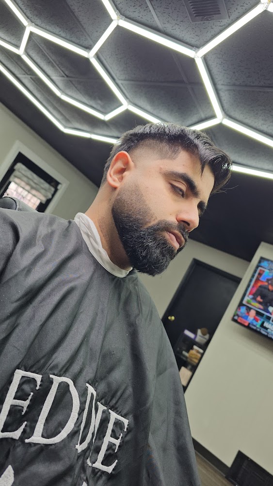 Lion's Legacy Barbershop view 3