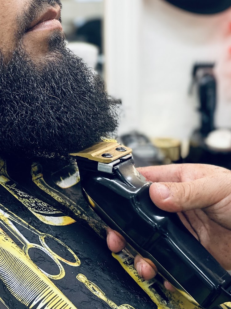 Social Barbershop view 5