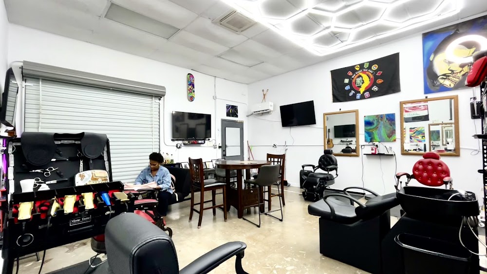 COMB STUDIOS BARBERSHOP primary photo