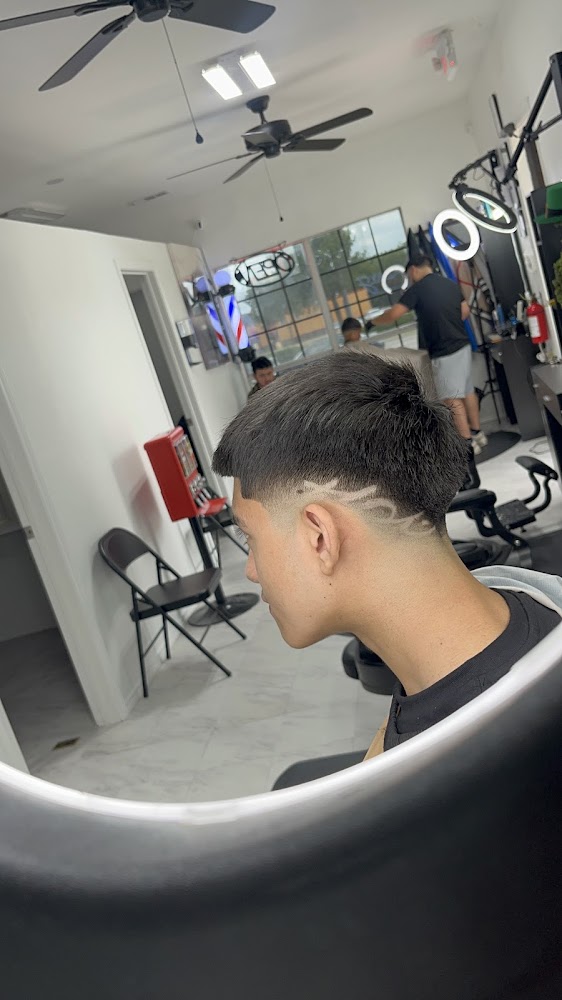 Legendary J Barbershop view 2