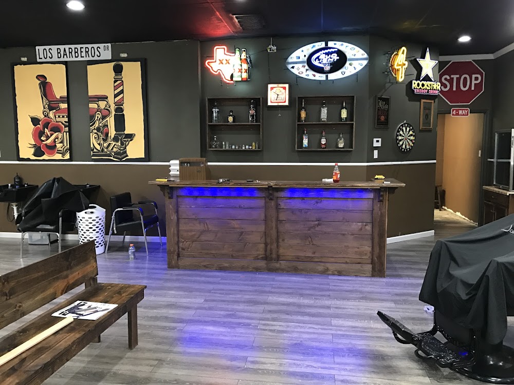 Los Barberos Barbershop view 3