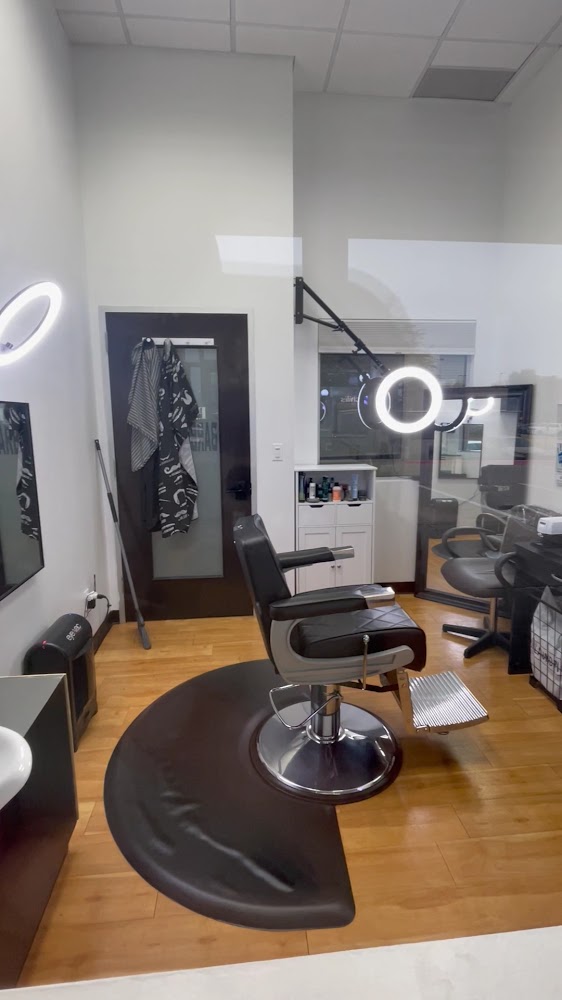 Paris BarberShop view 3