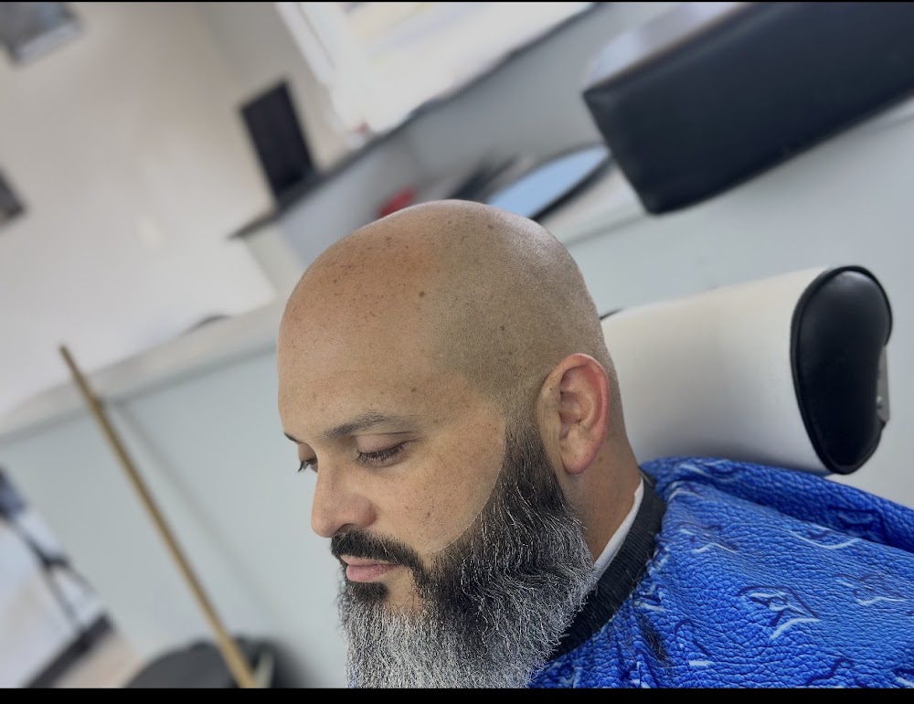 EL3MENT BARBERSHOP view 5