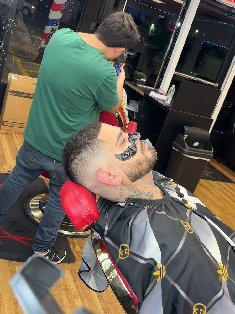 Jennis Barbershop view 3